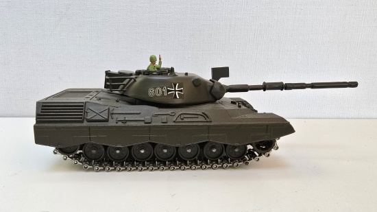 char_kpz_leopard_solido_militaire_2