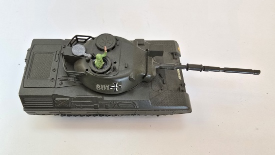 char_kpz_leopard_solido_militaire_3