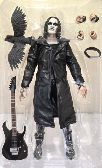 crow_draven_hottoys4