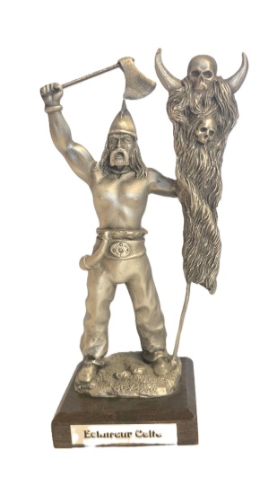 eclaireur-celte-etain-du-graal-recto