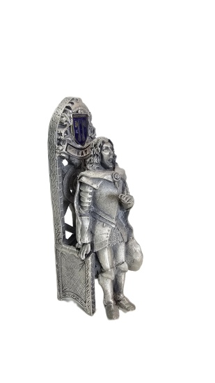 kay_tudor_mint_chevalier_tableronde__23