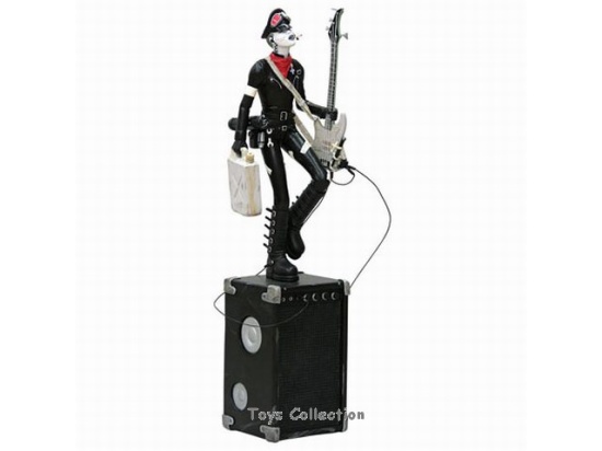 lucy-benjamin-attalus-c759