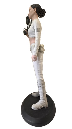 padme-amidala-starwars-figurine-attakus-lucasfilm-c1304