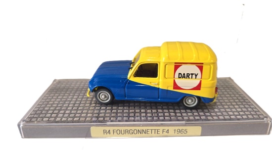 renault-fourgonnette-f4-darty-norev