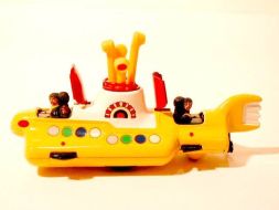 Yellow submarine