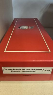 Le tour de magie des trois chimpanzés