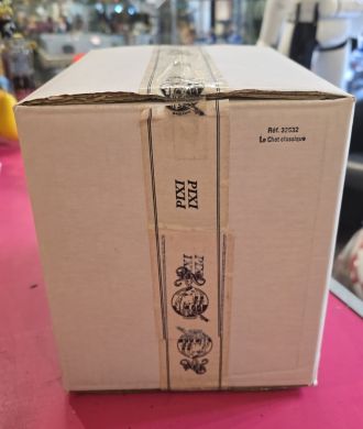 (Le chat classique) Boite vide