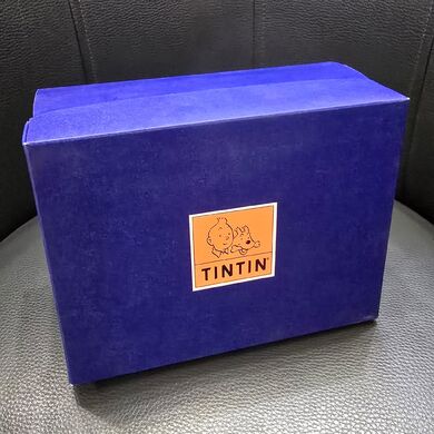 Tintin assis pm (boite vide)